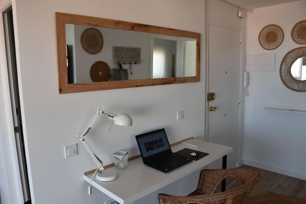 Precioso Apto Miami Primera Linia Playa Cala De Las Sirenas, Con Wifi Y Netflix, Adecuado Para Teletrabajar Miami Playa Екстериор снимка