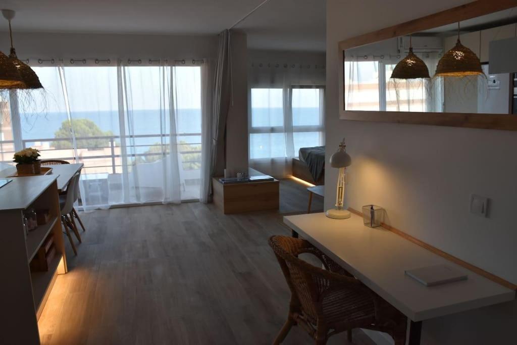 Precioso Apto Miami Primera Linia Playa Cala De Las Sirenas, Con Wifi Y Netflix, Adecuado Para Teletrabajar Miami Playa Екстериор снимка